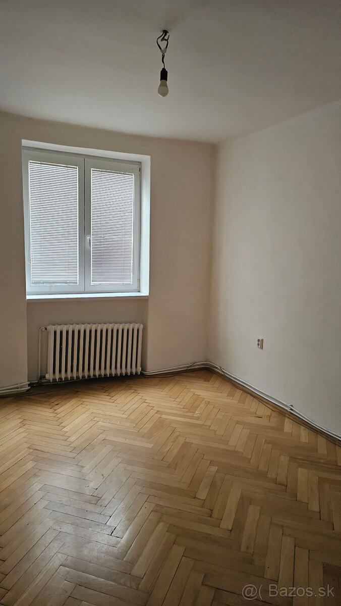 Predaj 3. - izb. byt - 4