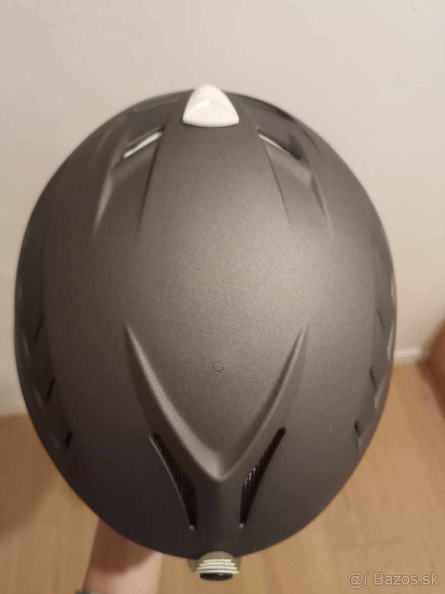 Lyžiarska prilba ,nová - 4