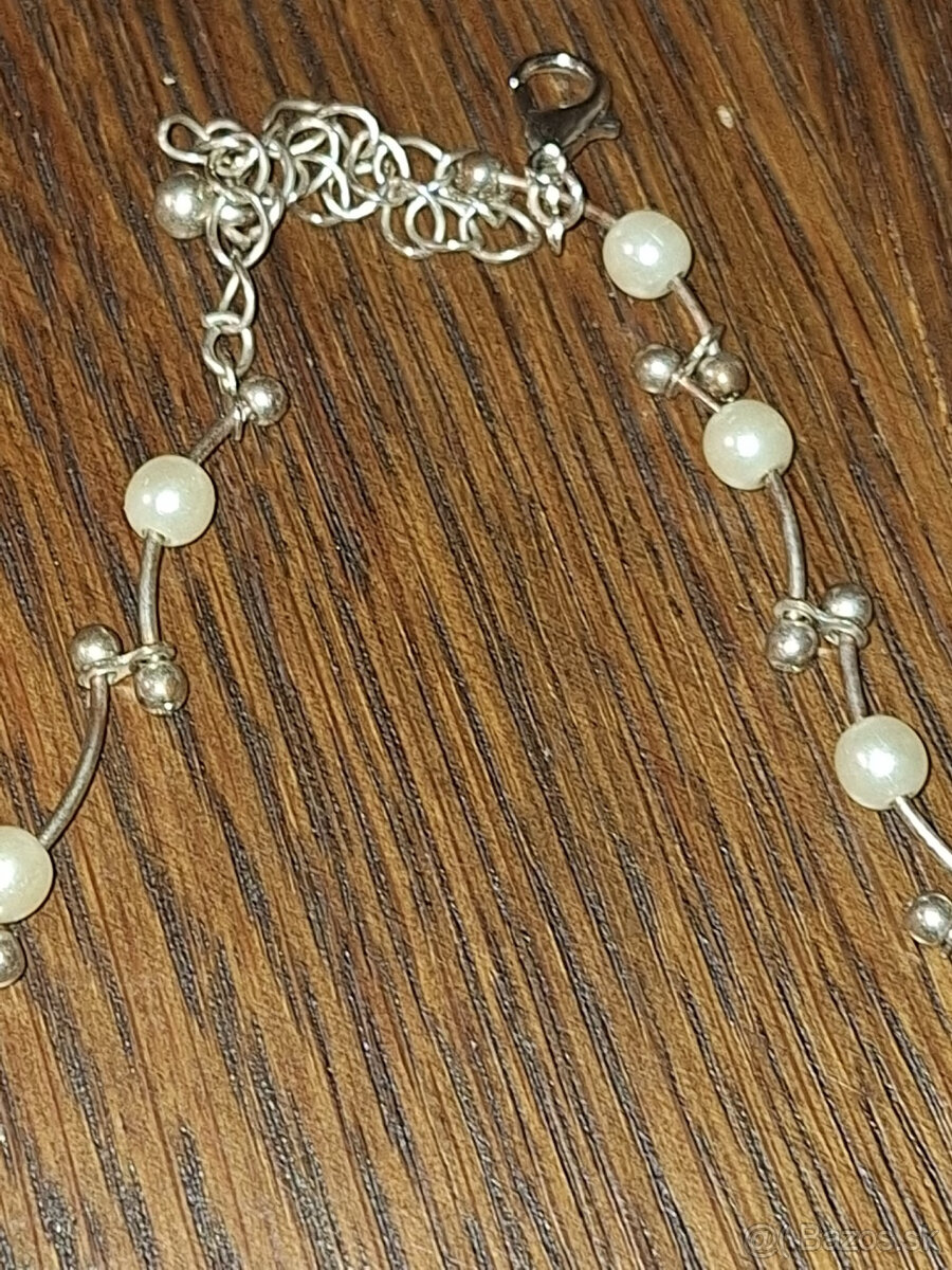 STARÝ NÁHRDELNÍK - 4