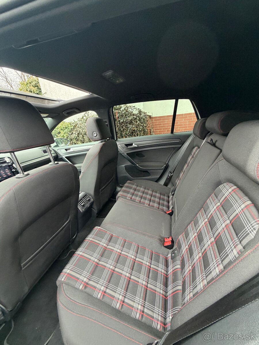Volkswagen golf7.5 gti performance - 4