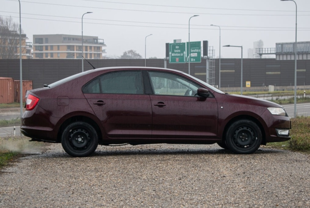 Škoda Rapid 1.2 TSI 77kw M6 - 4