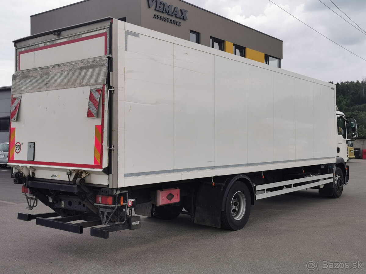 Prodám MAN TGM 18.250 4X2 LL EEV s hydraulickým čelem - 4