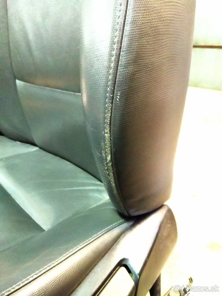 Predné sedačky E46 koža - 4