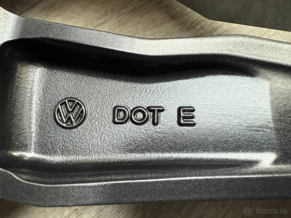 R19 LETNÍ KOLA VW SUZUKA T-ROC R-LINE 225/40/19 - 4