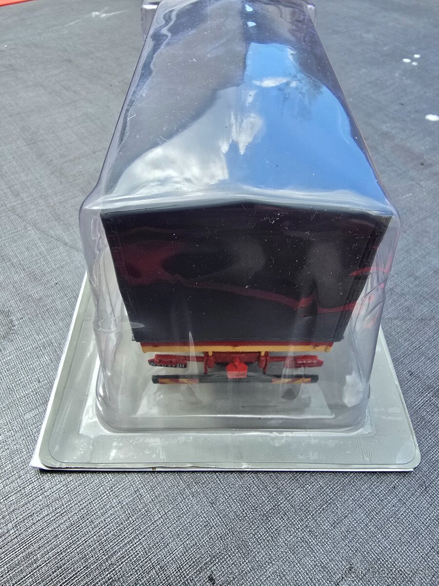 Deagostini JELCZ 415 - 4