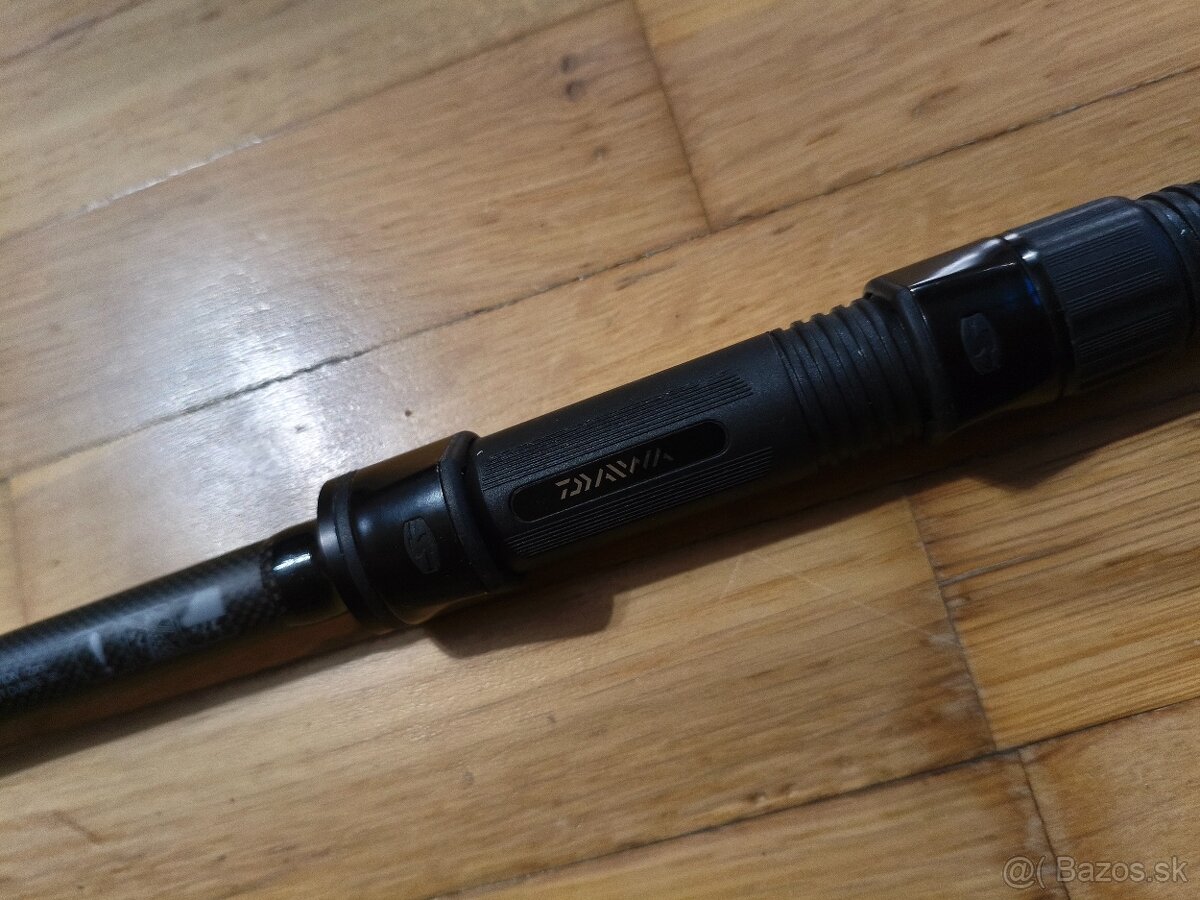 Daiwa Crosscast Ext, Prologic Element Compact - 4