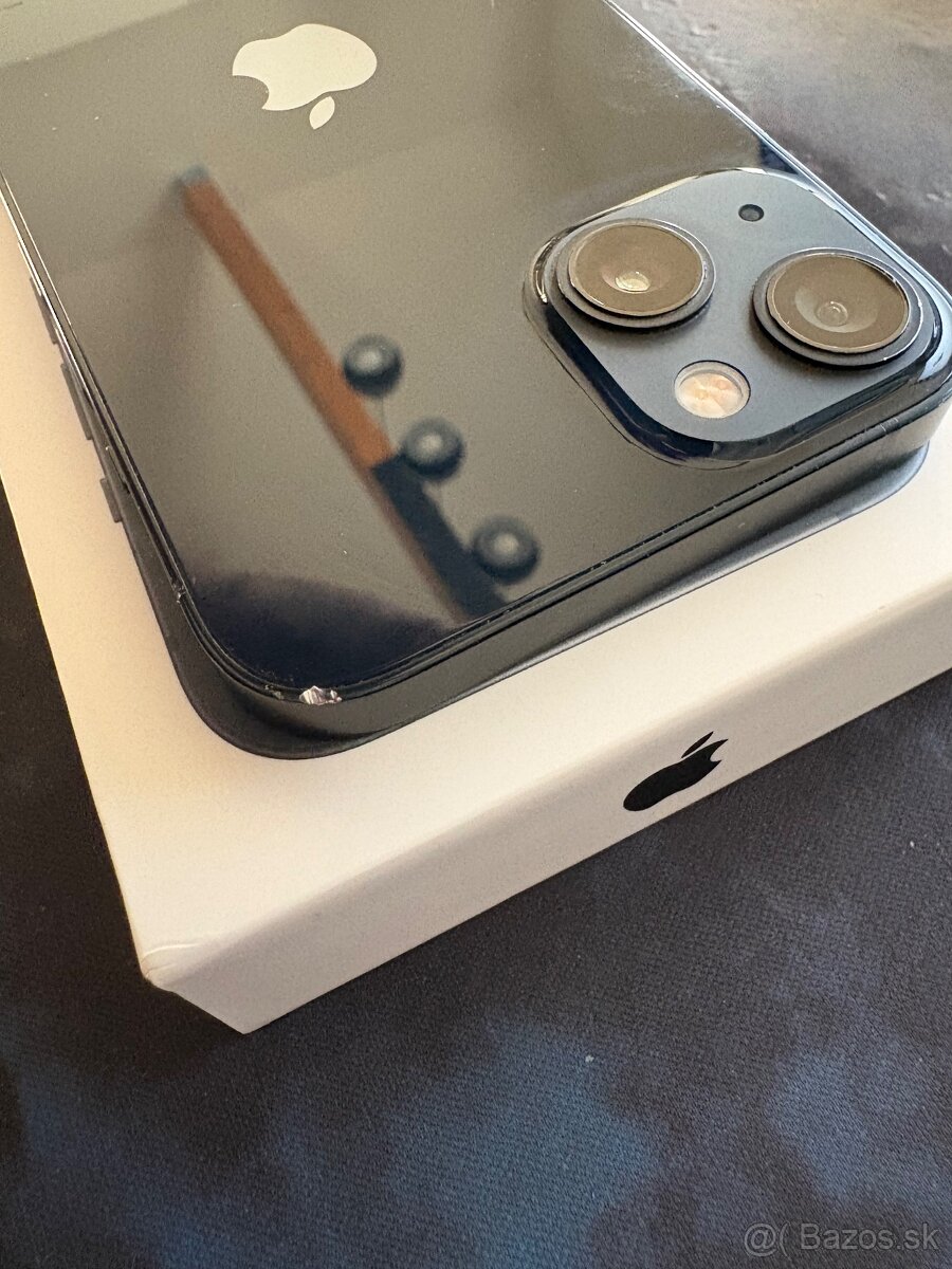 iPhone 13 128GB Black - 4