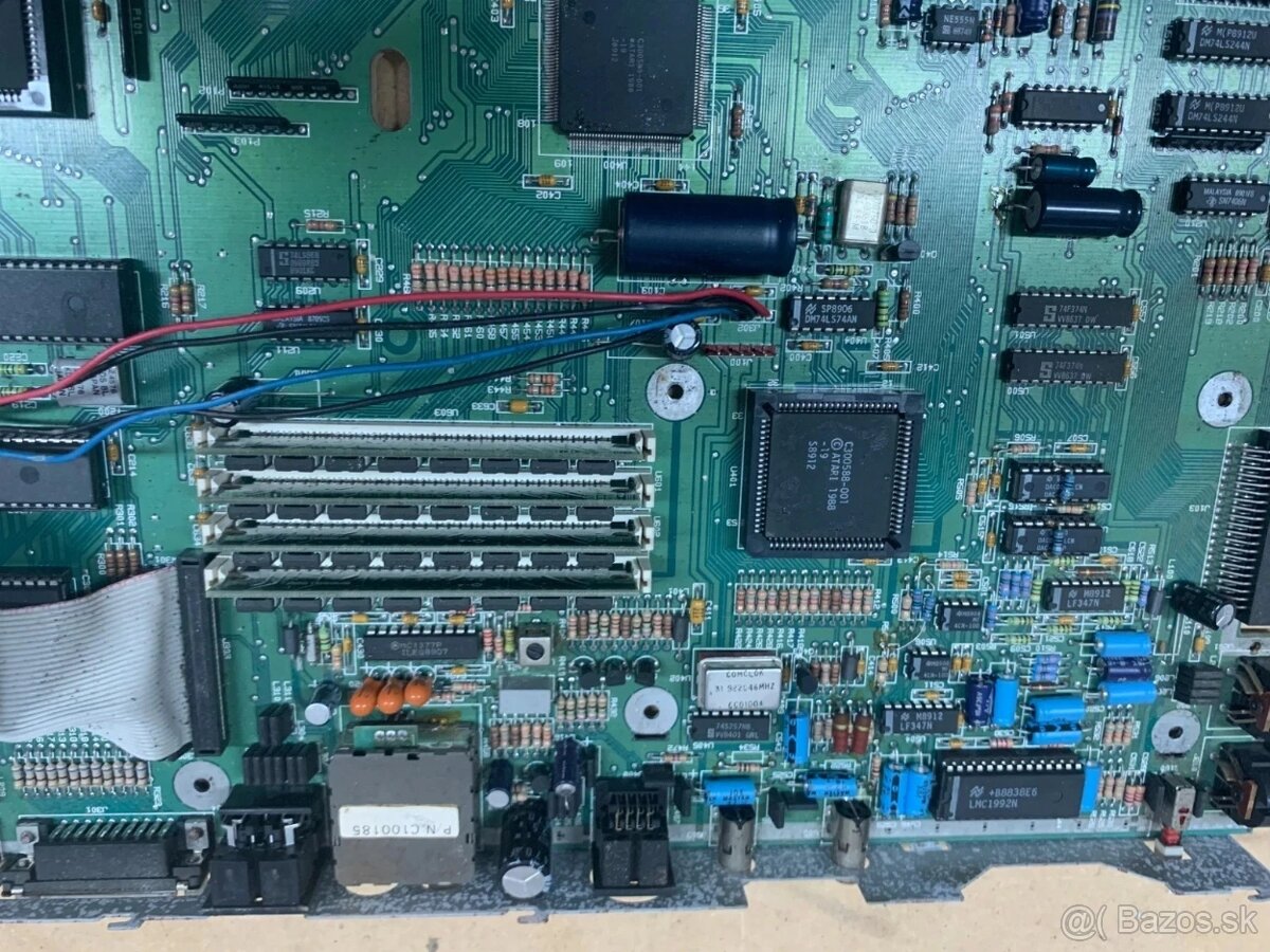 Atari STe 4160 - CA4003290-002 - základna doska - 4