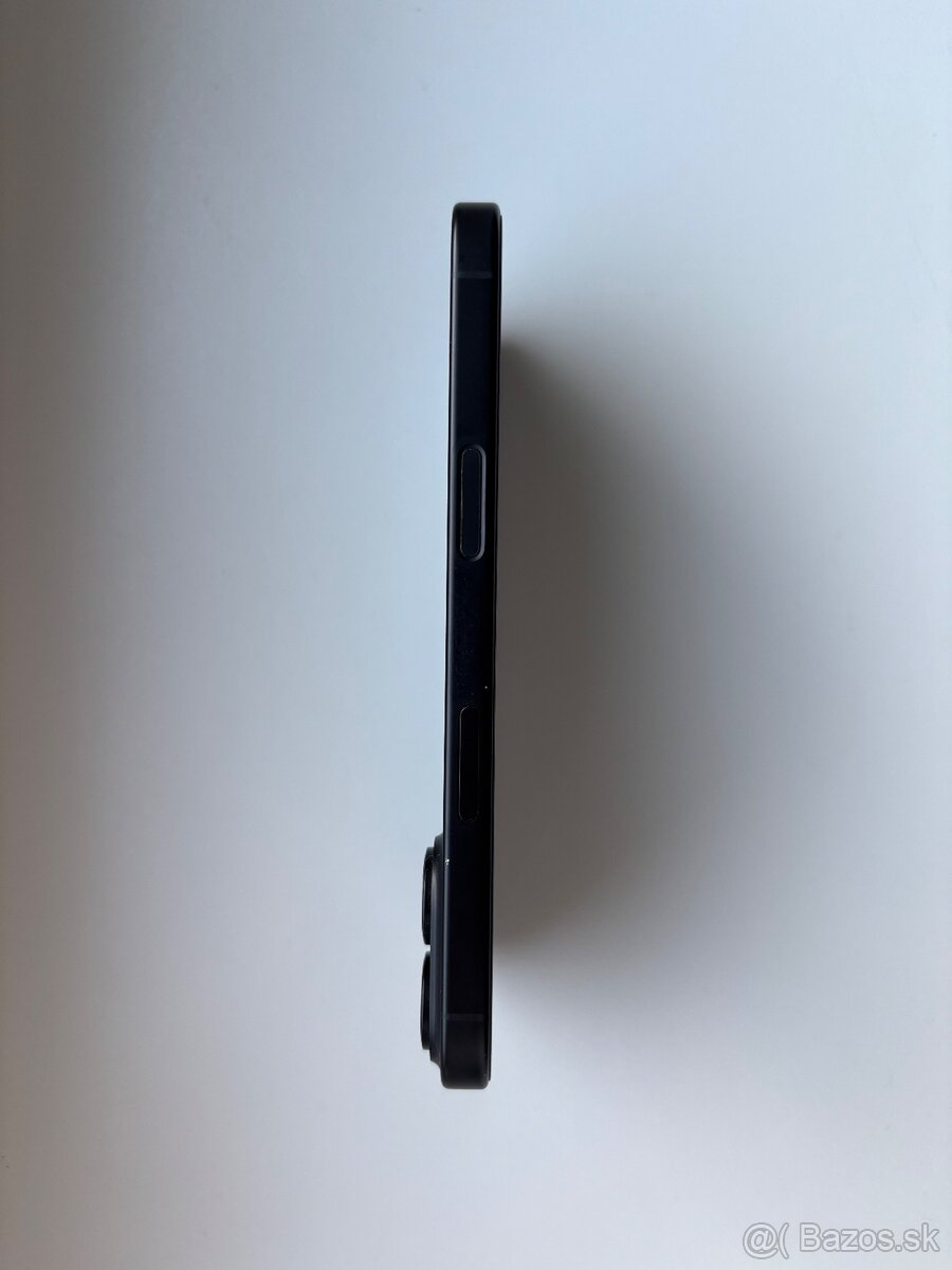 iPhone 16 - 4