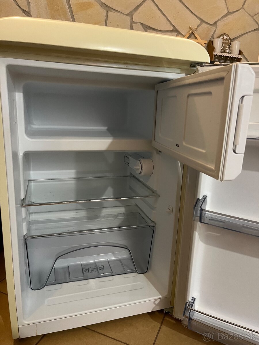 Chladnička eta - retro séria - 4