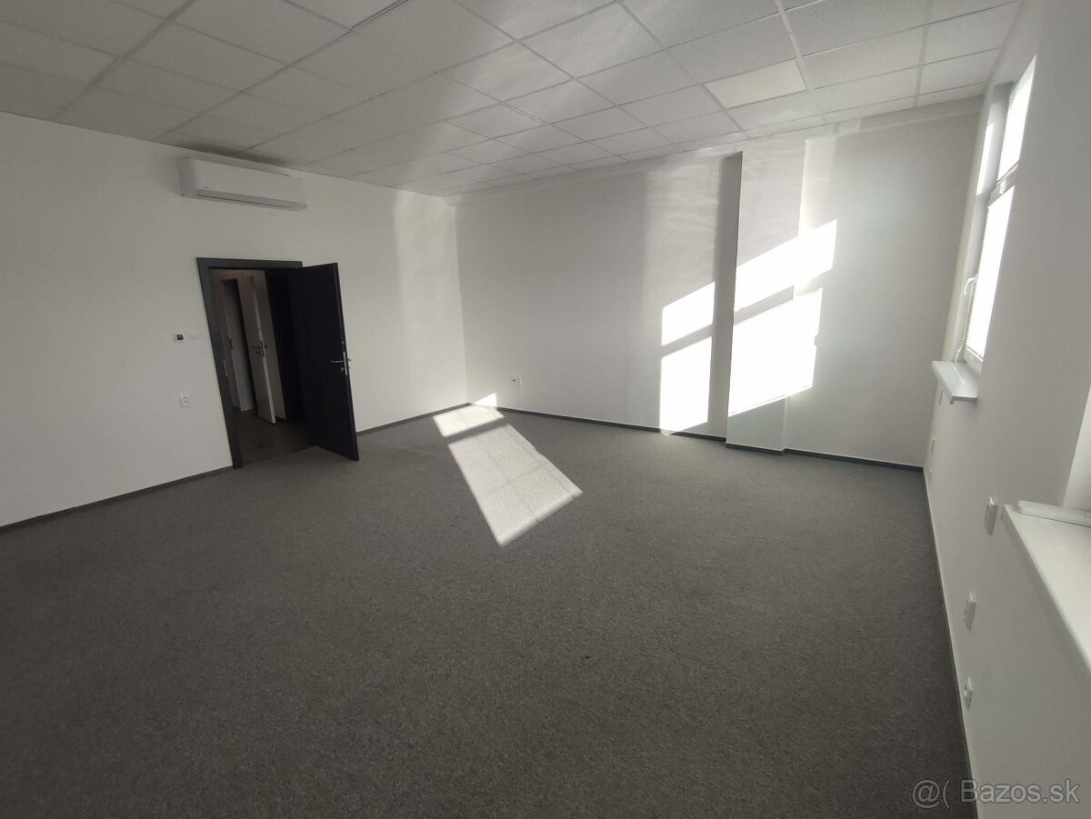 Areál 3.658m2 na Vajnorskej ulici na PREDAJ, Bratislava III - 4