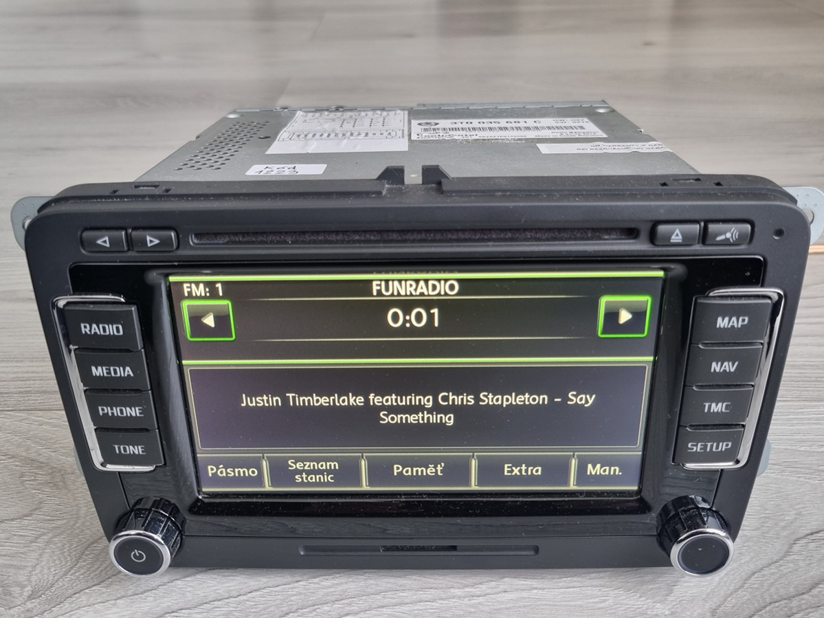 Skoda Columbus 2014 RNS510 Navi LED SSD Mapy V17 2020 - 4