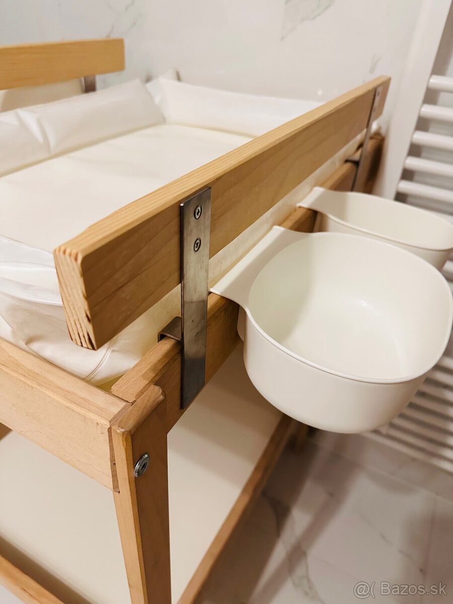 Prebaľovací pult s príslušenstvom - 4