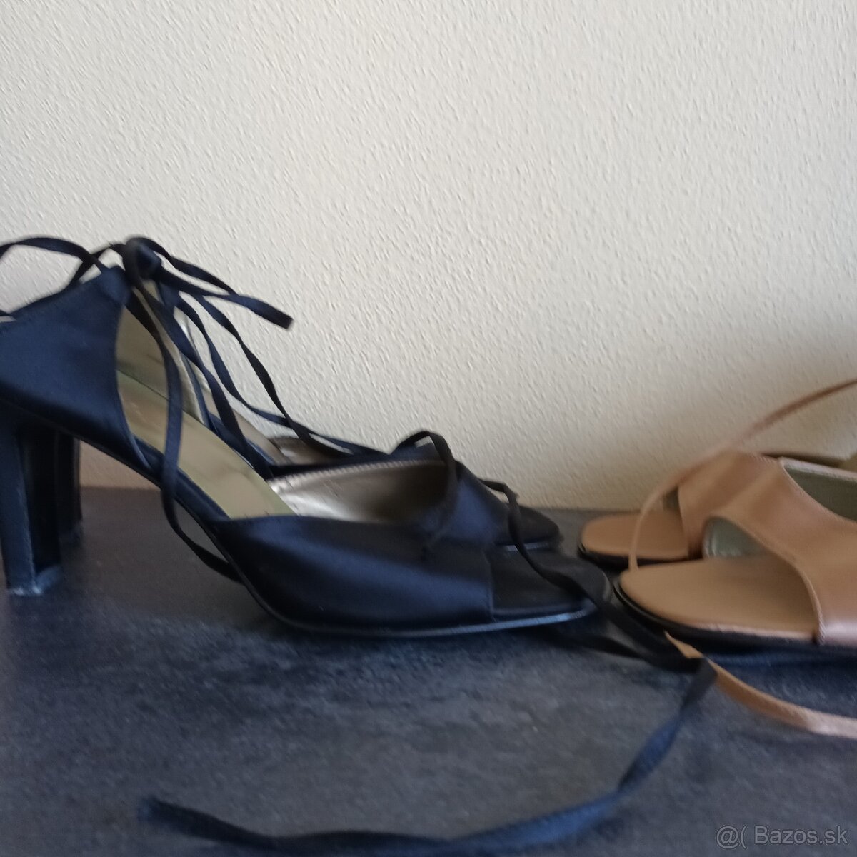 Dámske spoločenské sandále.38 - 4