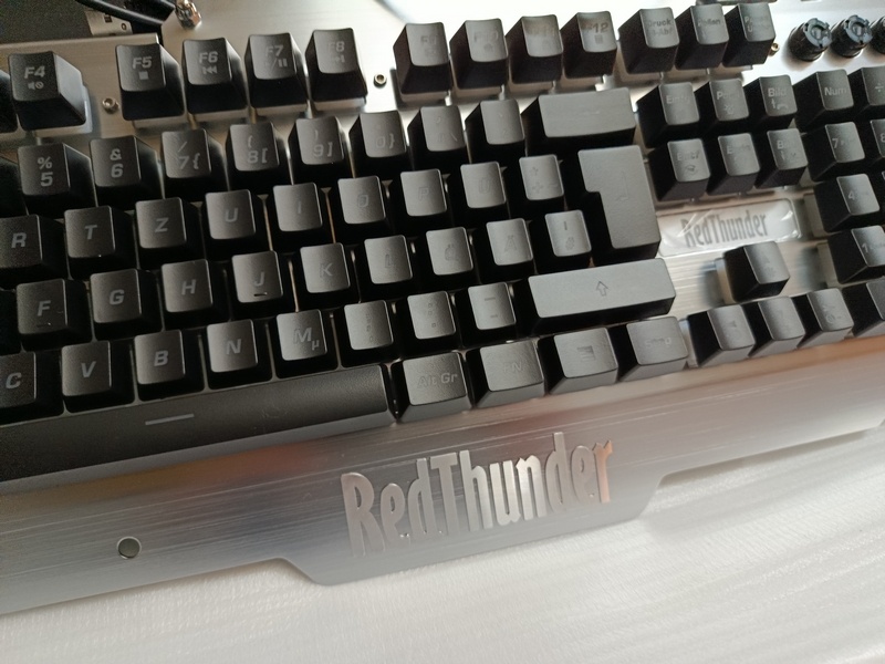 herna klavesnica RedThunder K900 50€ - 4