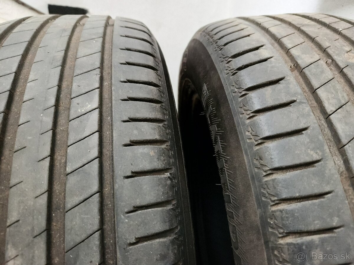 225/60 r18 letné - 4
