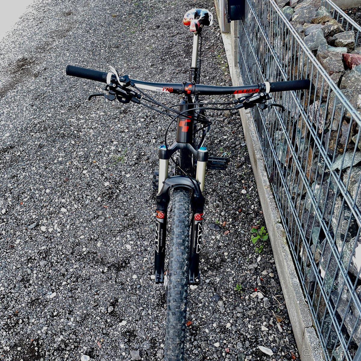 Predam celoodpruzeny CUBE - 4