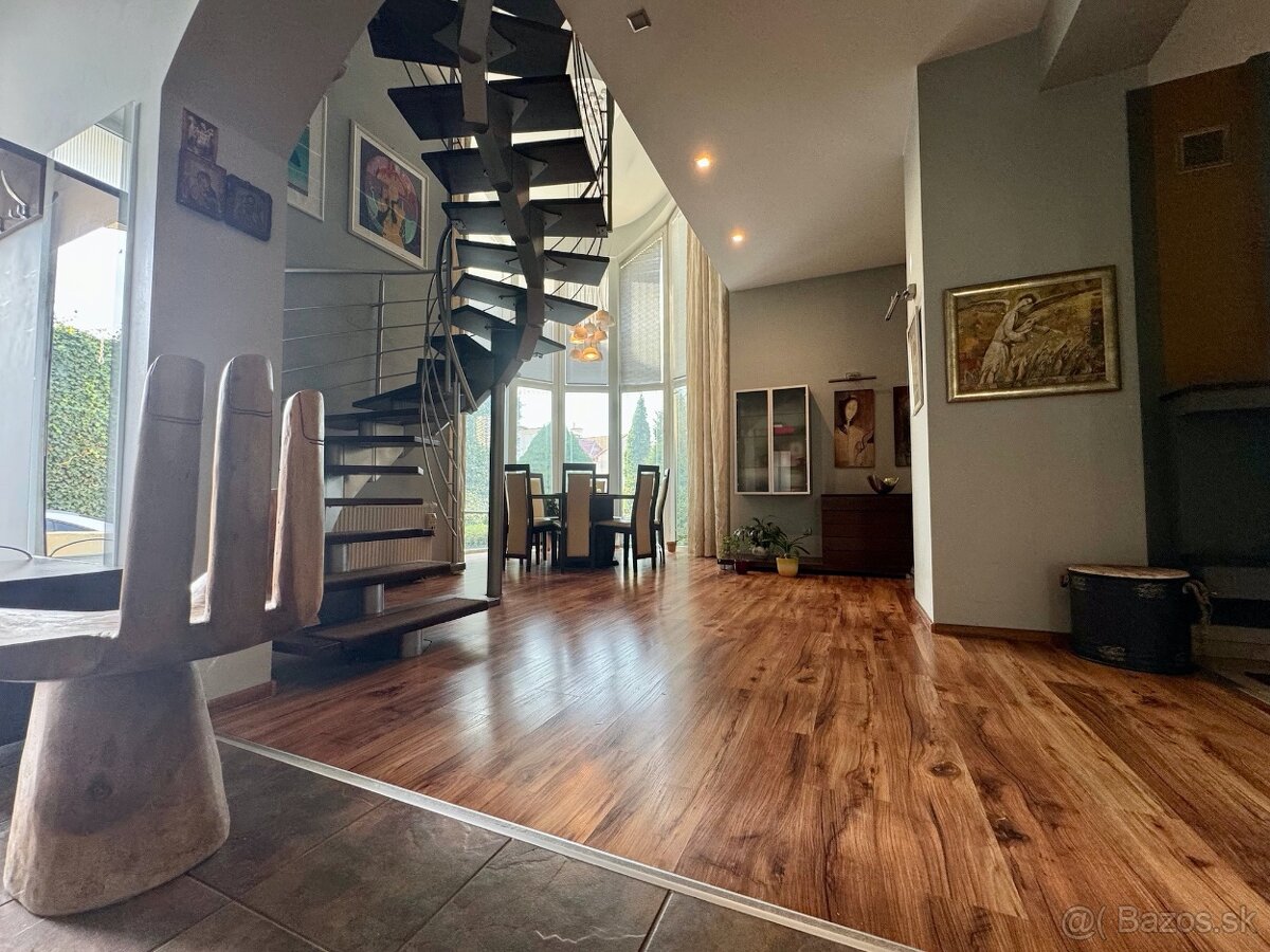 Dom v centre mesta s bazénom | Michalovce | Znížená cena - 4