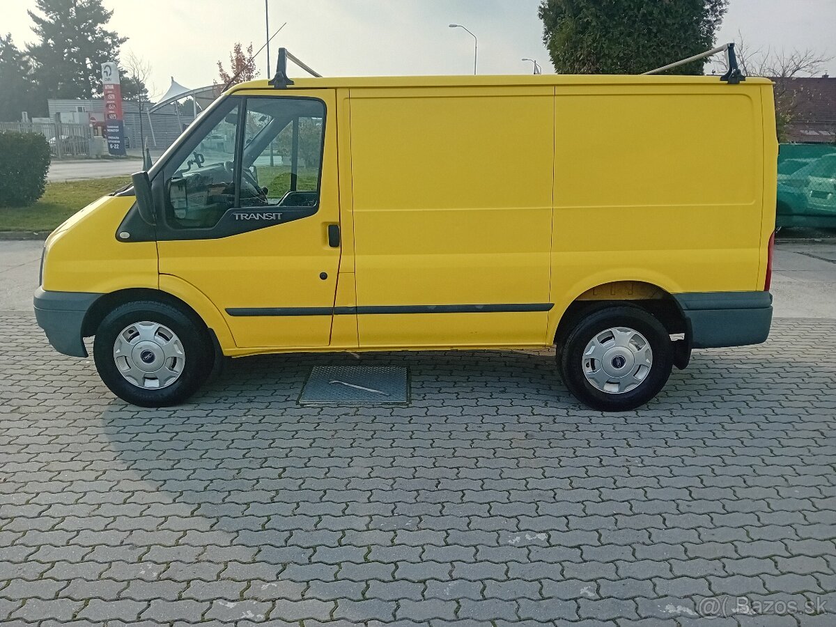 Ford Transit 300K 2,4D 103KW 4X4 - 4
