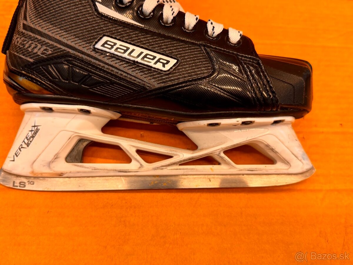 BRANKÁŘSKÉ BRUSLE BAUER SUPREME S27,vel. 36/3 EE - 4