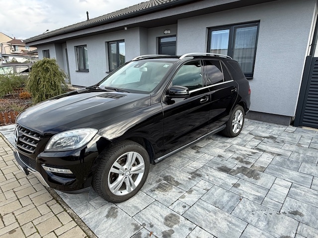 Mercedes-Benz ML 350 BLUETEC 4MATIC - 4