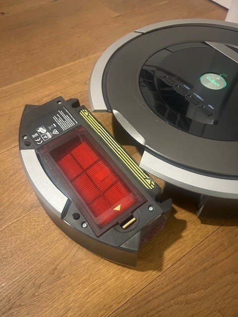 Robotický vysávač iRobot Roomba 870 - 4