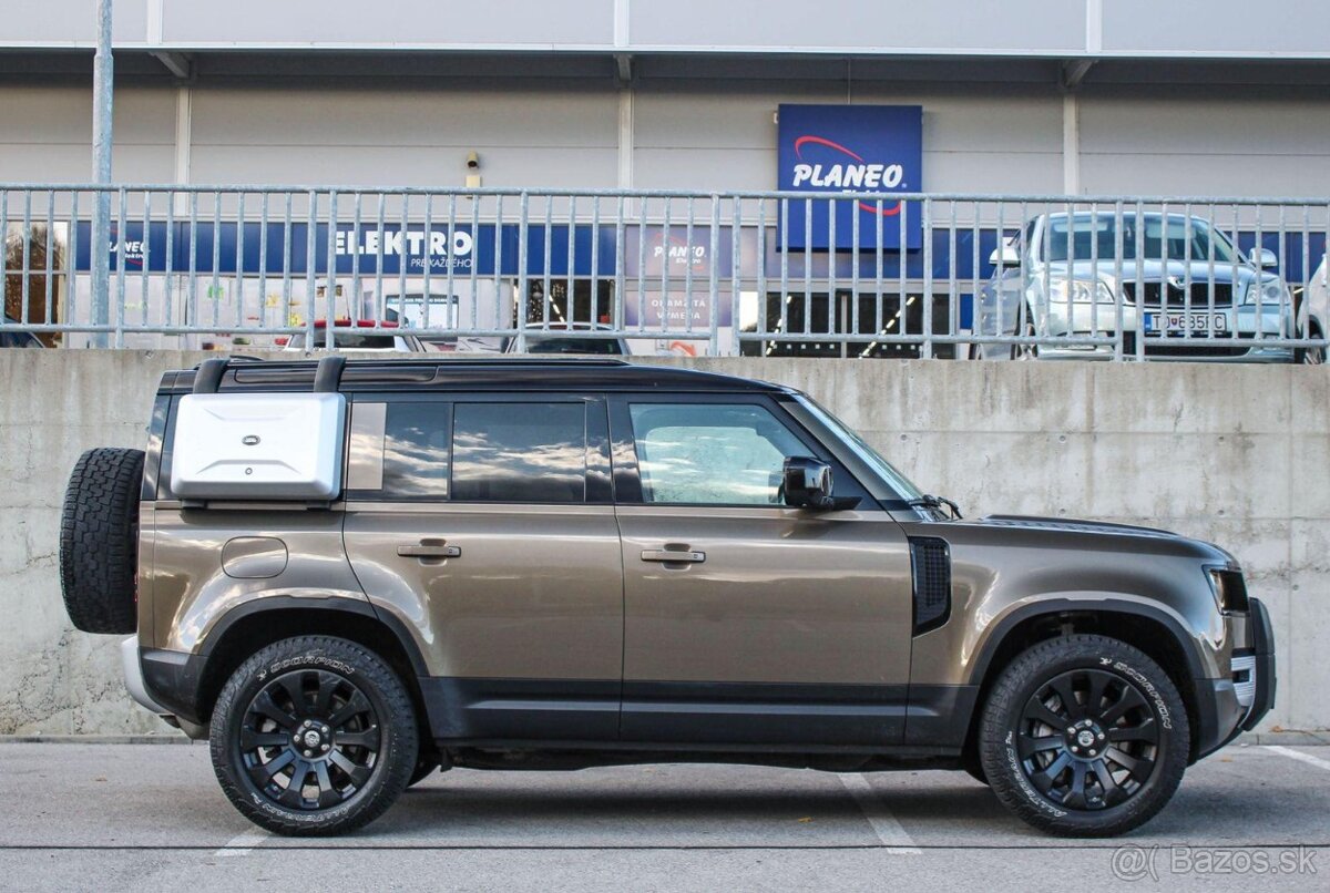 Land Rover Defender 3.0 I6 MHEV A/T AWD EXPEDITION PACK DPH - 4