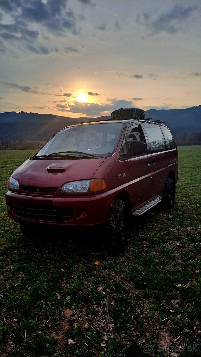 Mitsubishi L400 Space Gear - 4