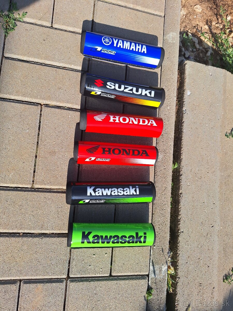 Pena na riaditka Yamaha , Honda