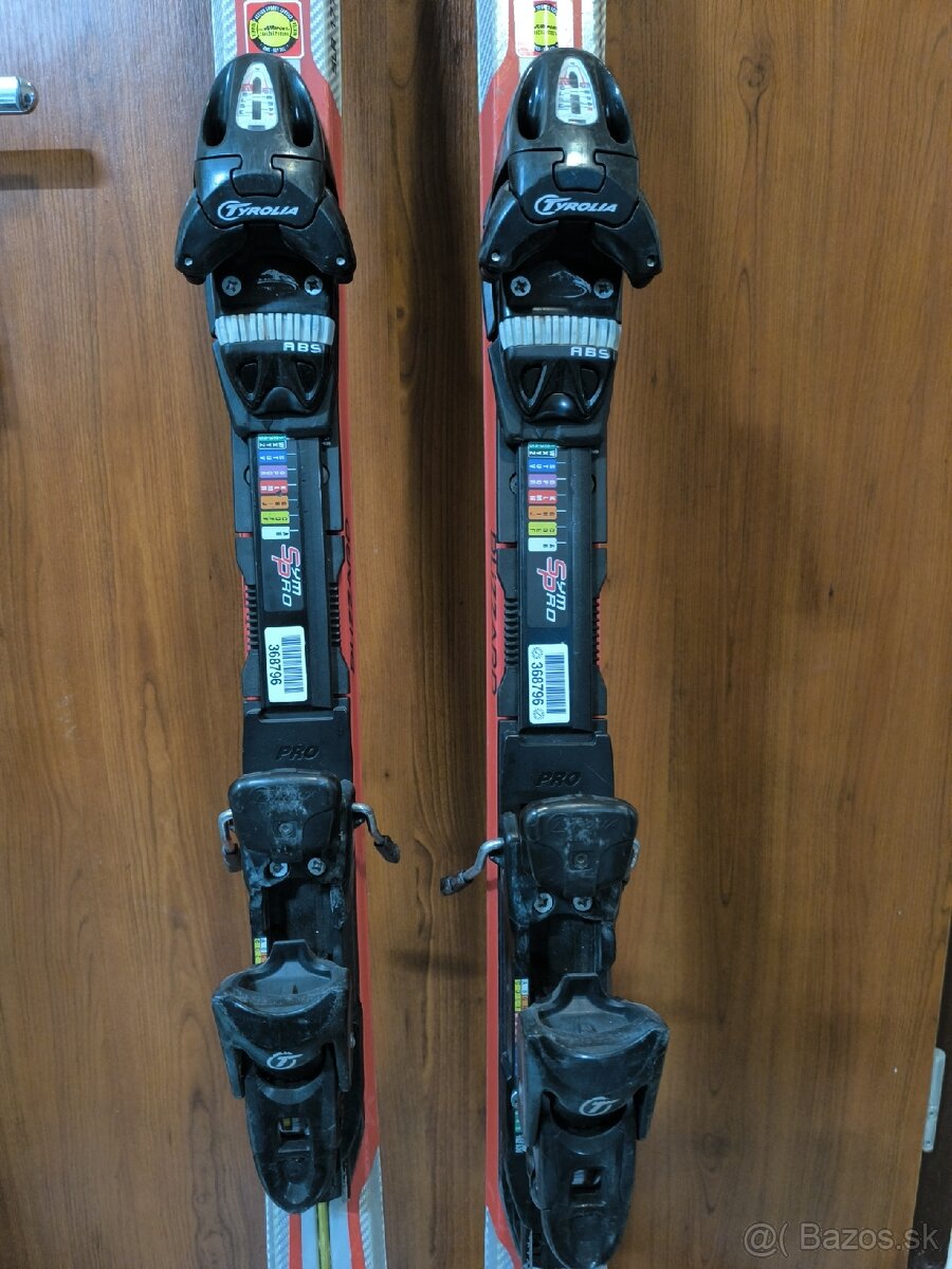 Karvingove lyže Blizzard 175cm + palice - 4