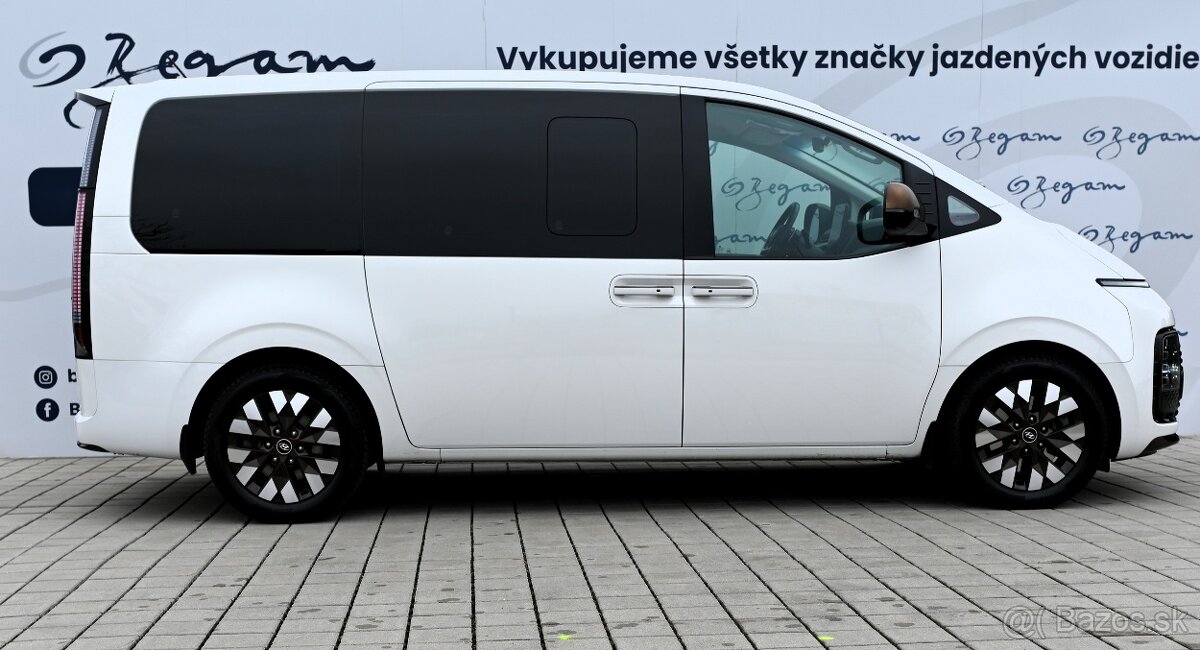 Hyundai Staria 2.2 Luxury - 4