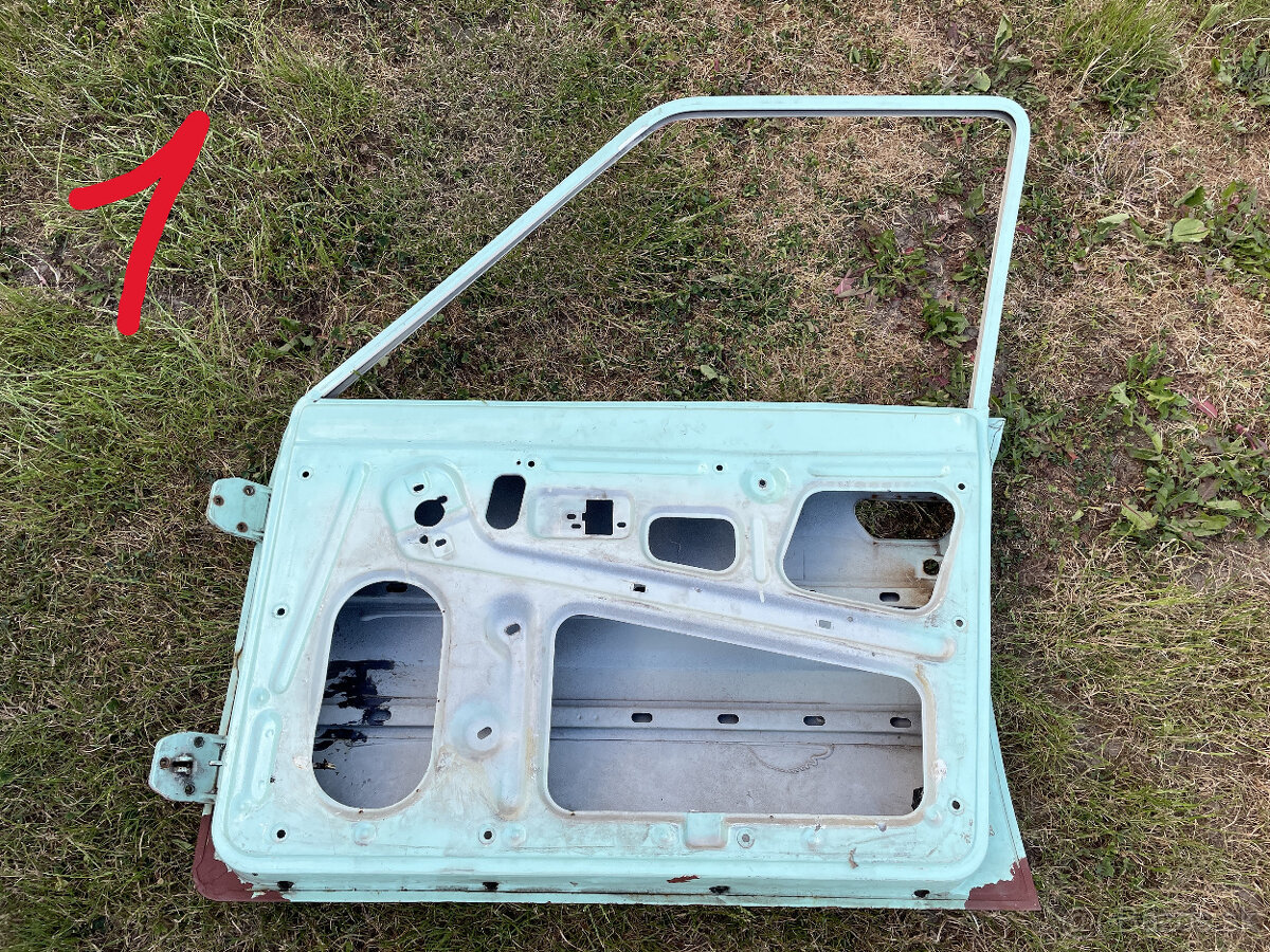 Dvere na Škoda 105,120,125,130,136 GL - 4