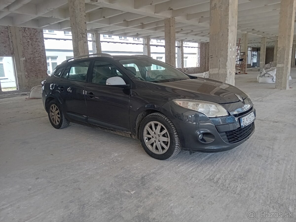 Predám Renault megane grandtour 3 2010 1.6 - 4