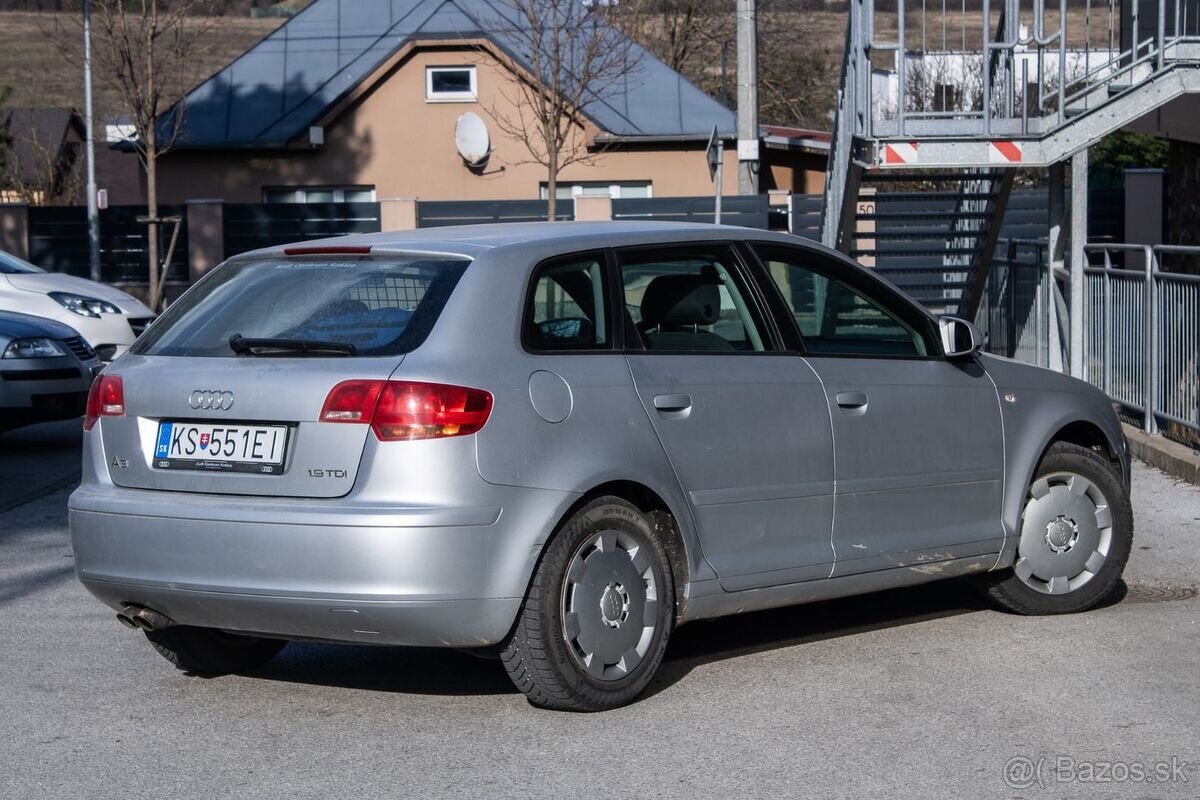Audi A3 Sportback 1.9 TDI, 77kW (2008) - 4