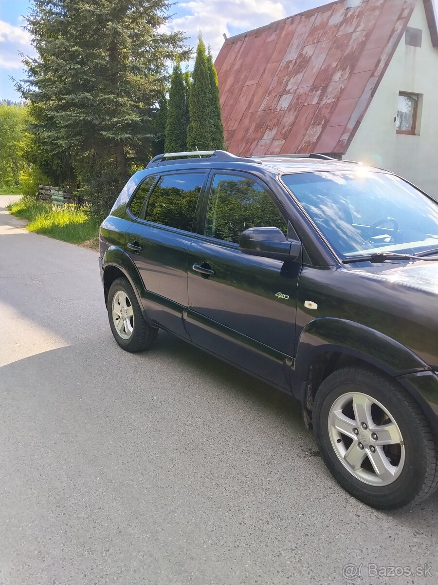 Hyundai Tucson 2.0CRD - 4