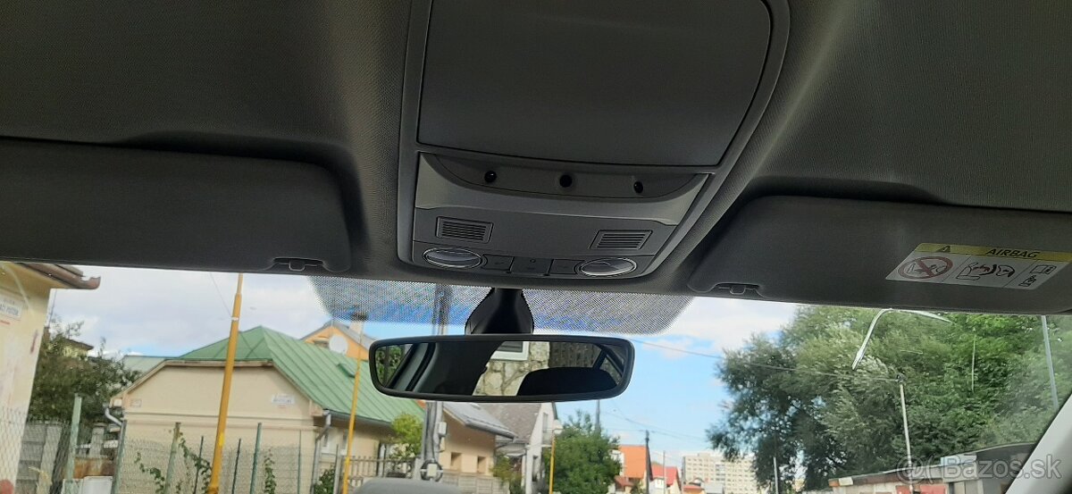 Predám Škoda Octavia 1.5TSI - 4