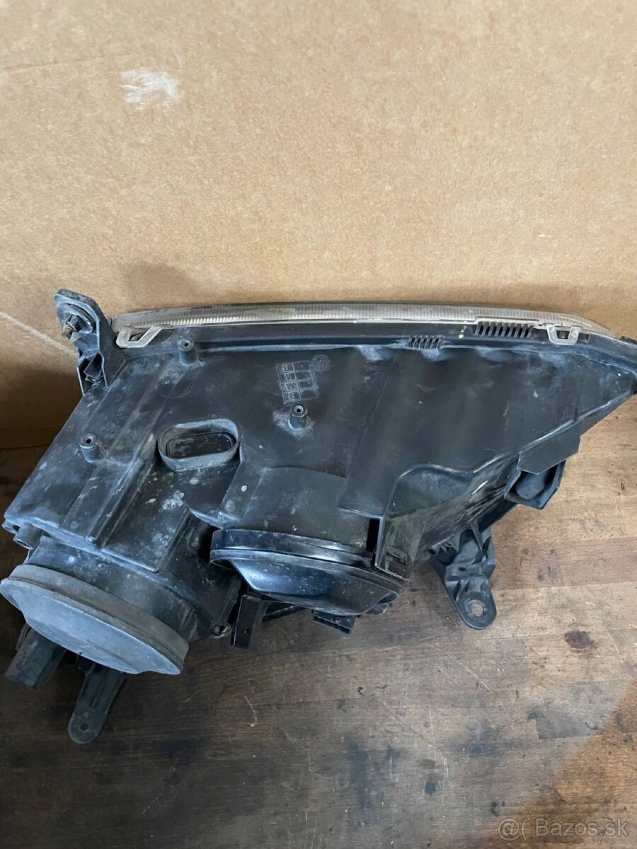 Predné práve svetlo Opel Vectra C - 4