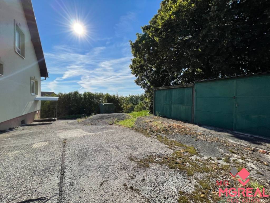 Veľký rodinný dom Podhradie - 4