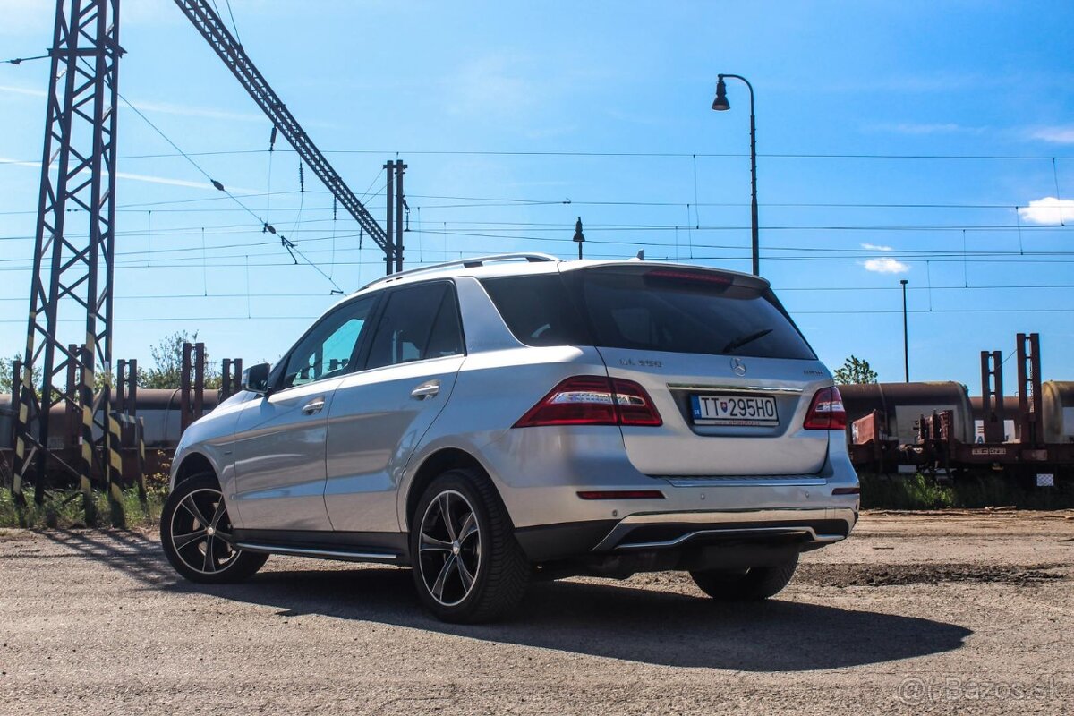 Mercedes-Benz ML - 4