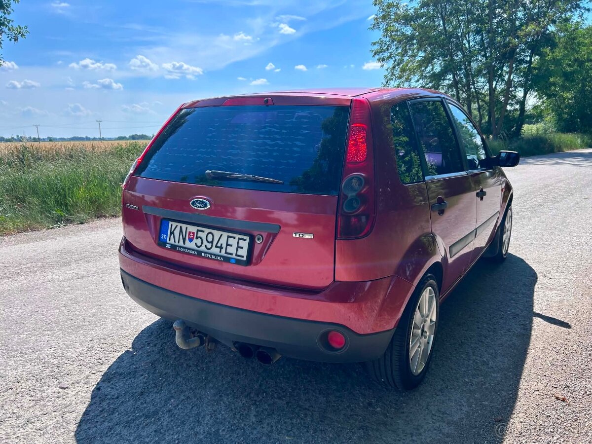 Ford Fiesta 1.4 TDCI - 4
