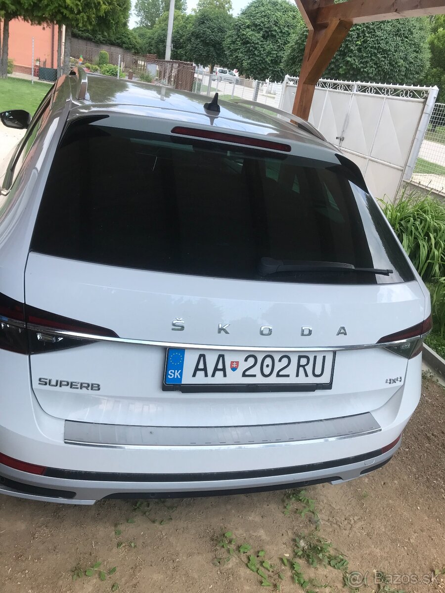 Škoda Superb Combi Scout 2.0TDi DSG - 4