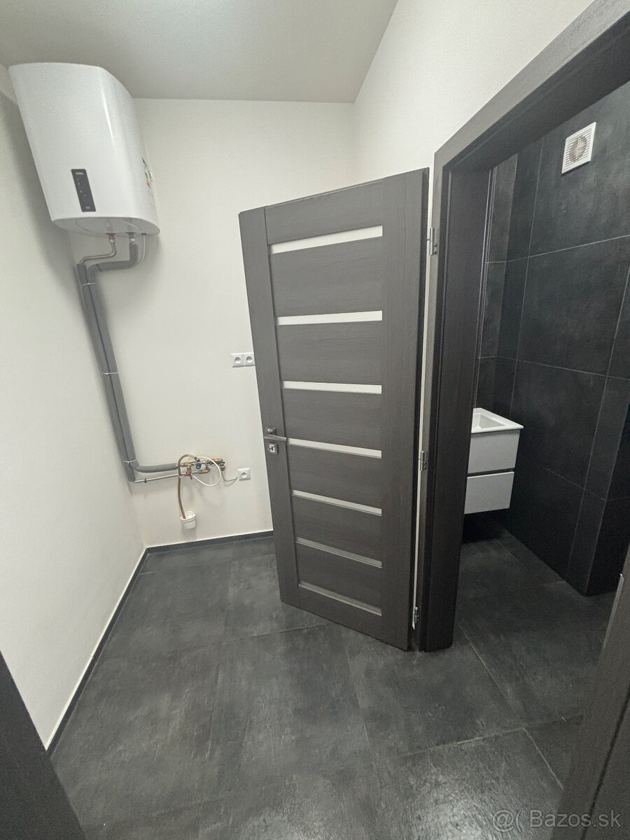 Nebytový priestor s parkovaním Solivarská ul. Prešov - 4