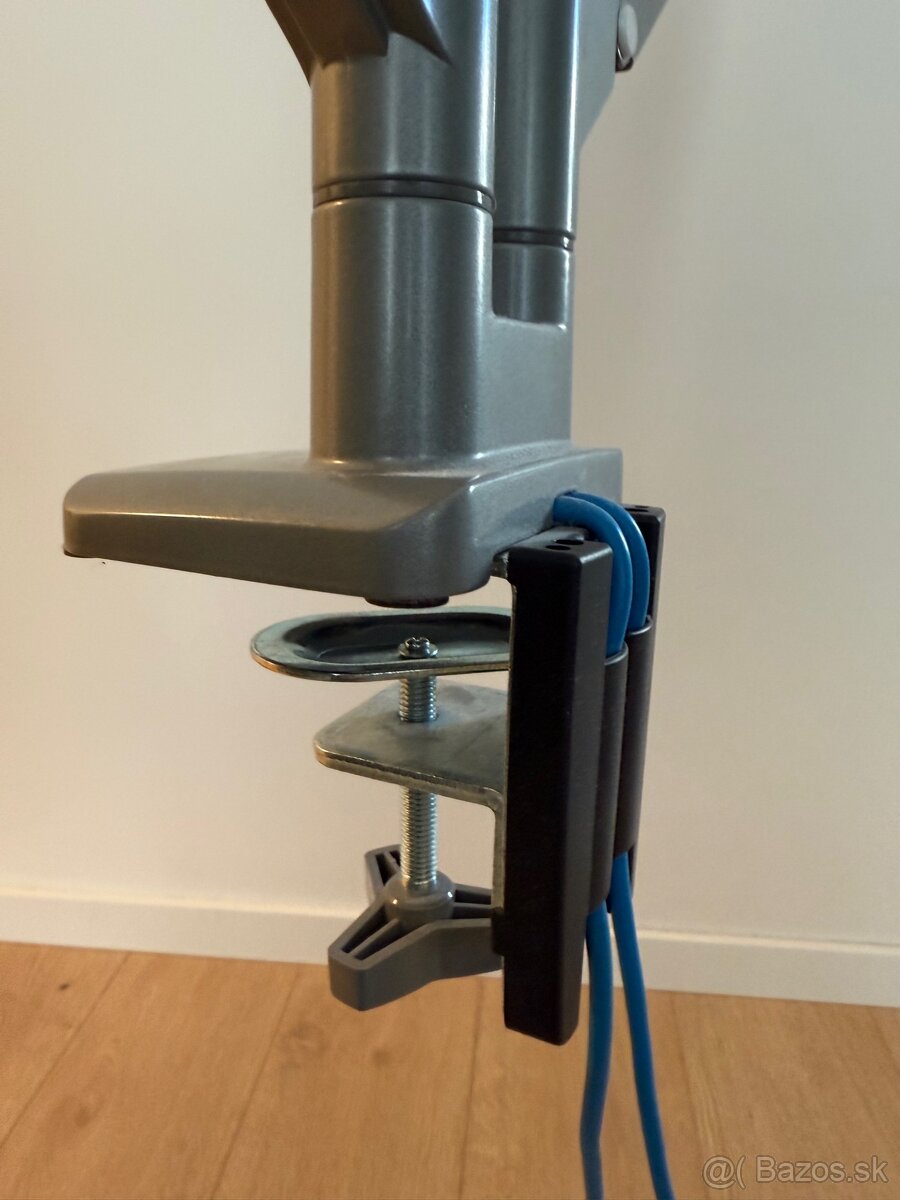 Držiak na 2 monitory AlzaErgo – Space Saver (strieborný) - 4