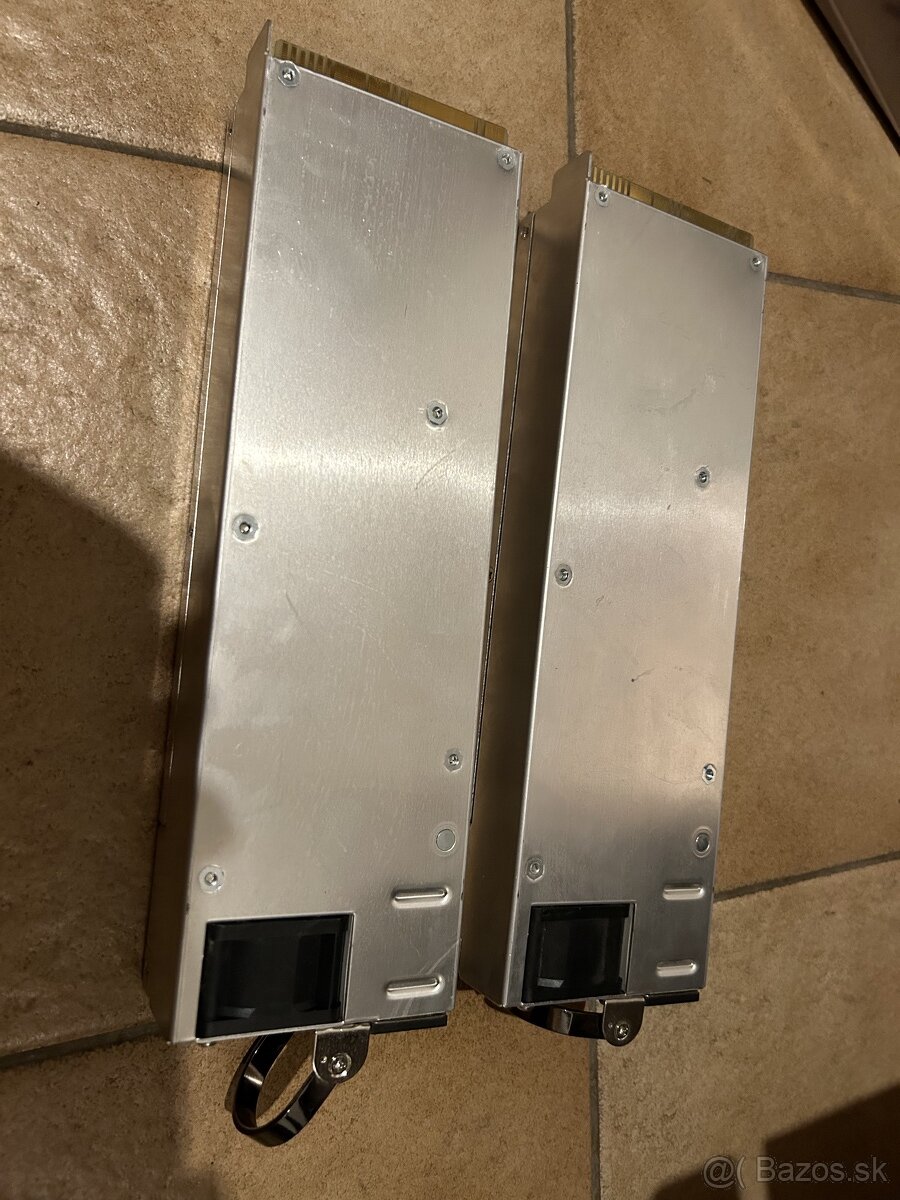 napajacie redundantne serverove zdroje zn. Ablecom - 4