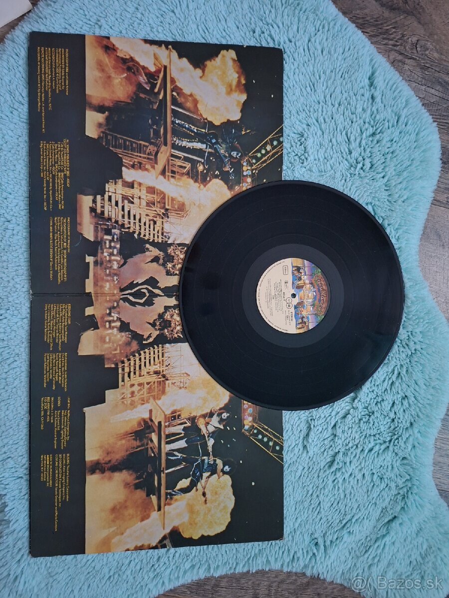 Predam LP Kiss - Alive 2 - 4