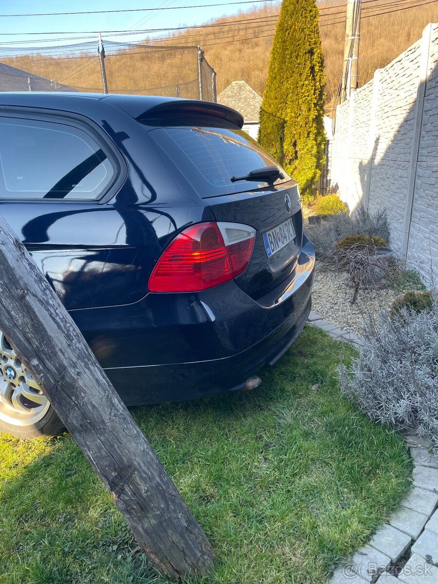 BMW e91 2.0 120kw dizel - 4