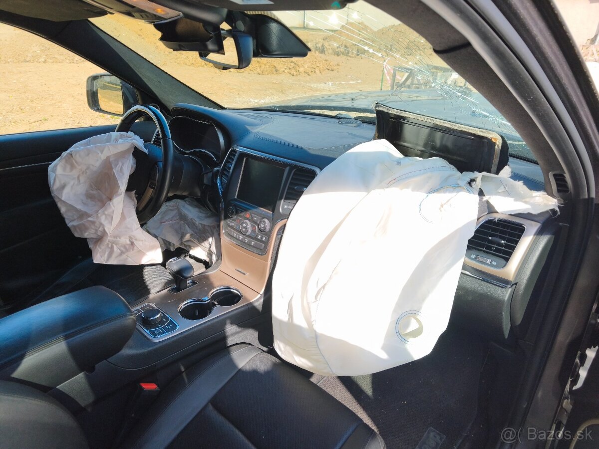 Jeep Grand Cherokee 2015 3.0 V6 CRD SUMMIT - 4