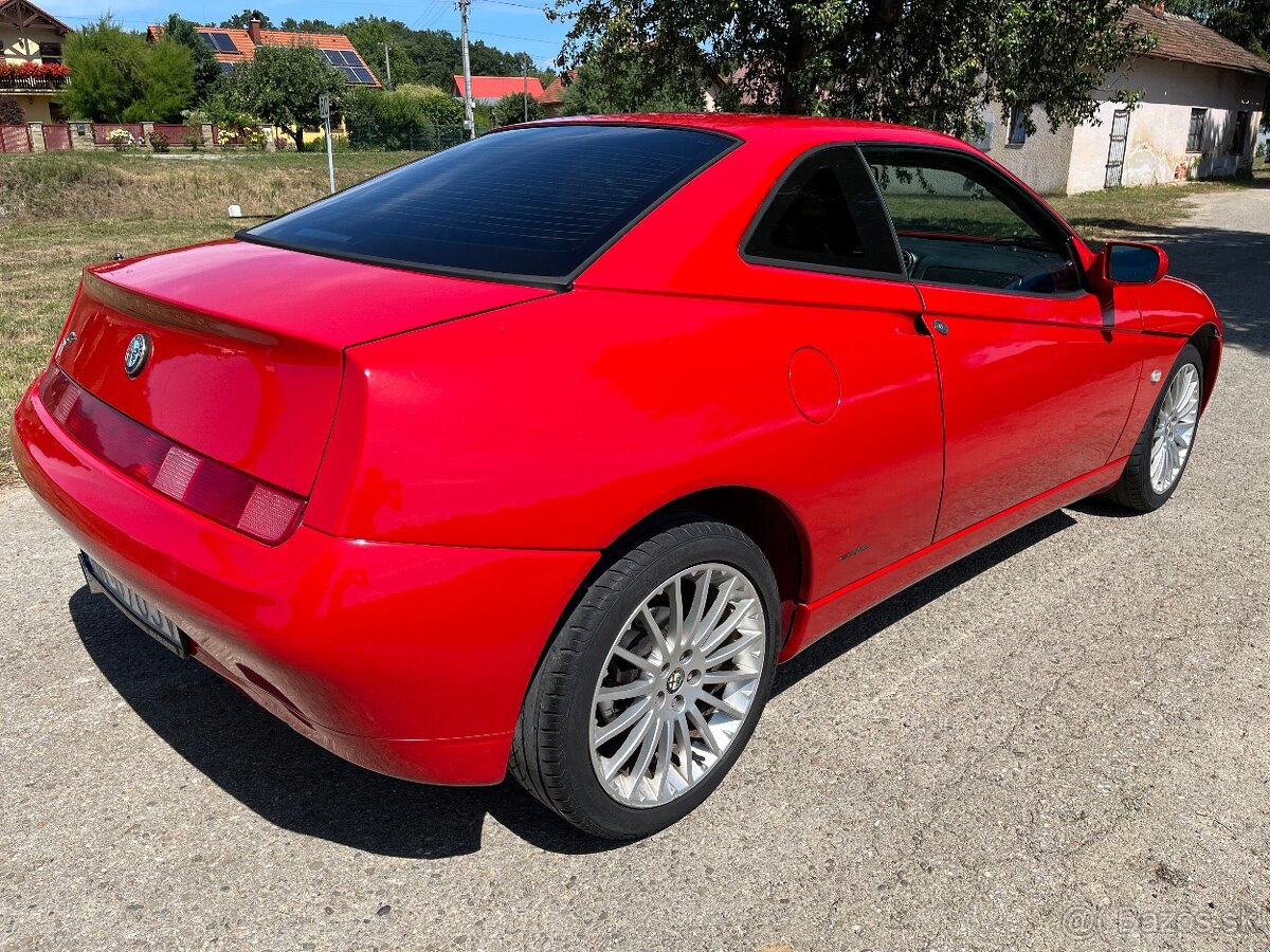 Alfa Romeo GTV 2.0 TwinSpark - 4