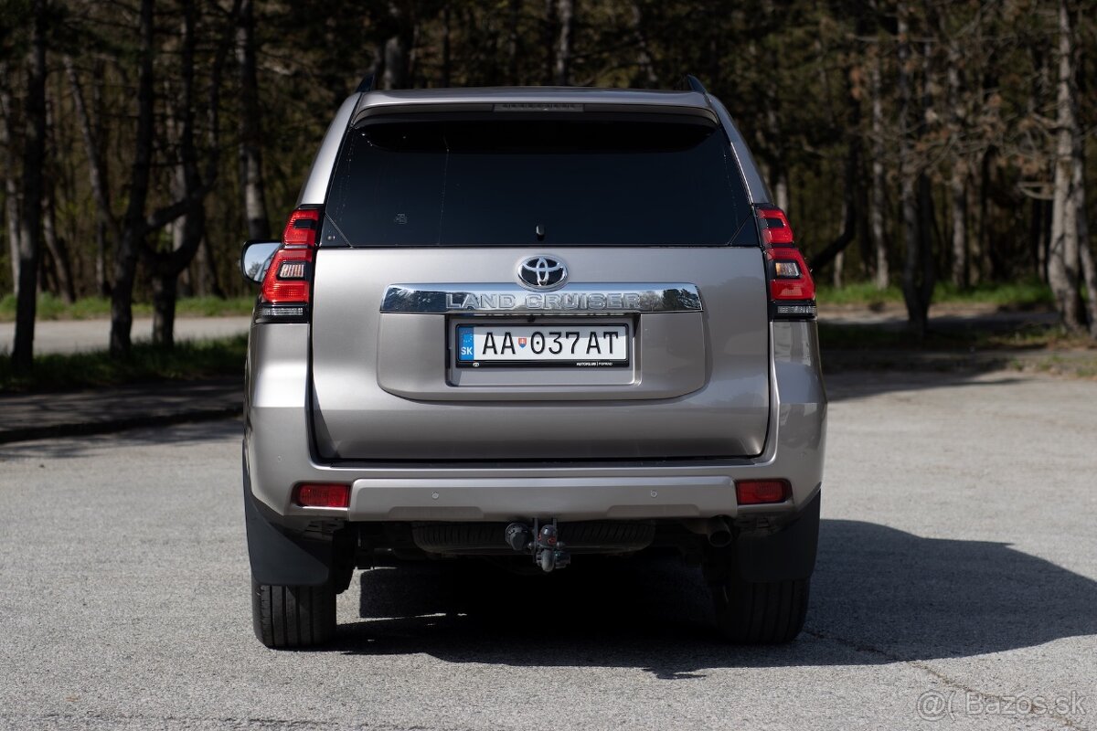 Land Cruiser 2.8 D, 4x4,18 126 km, WEBASTO, odpočet DPH