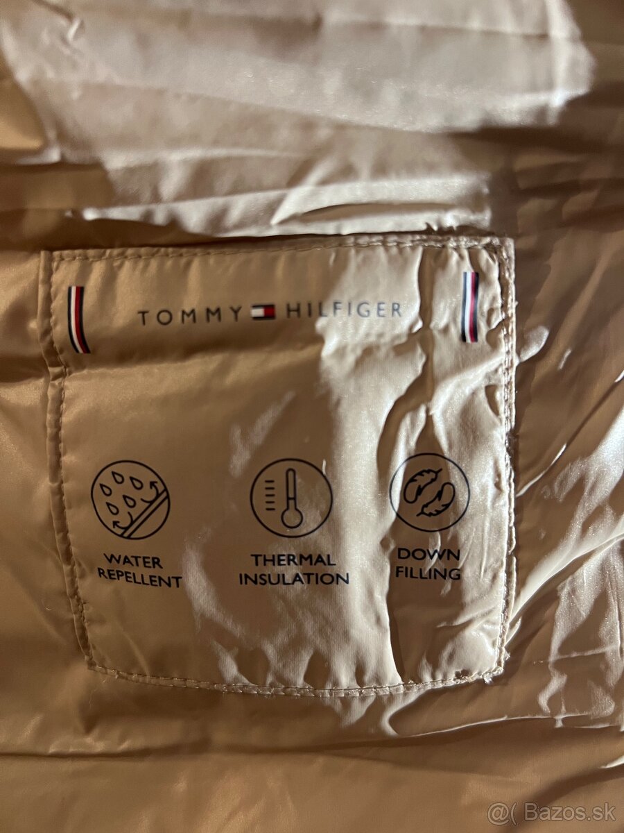 Dámska Tommy Hilfiger bunda - 4
